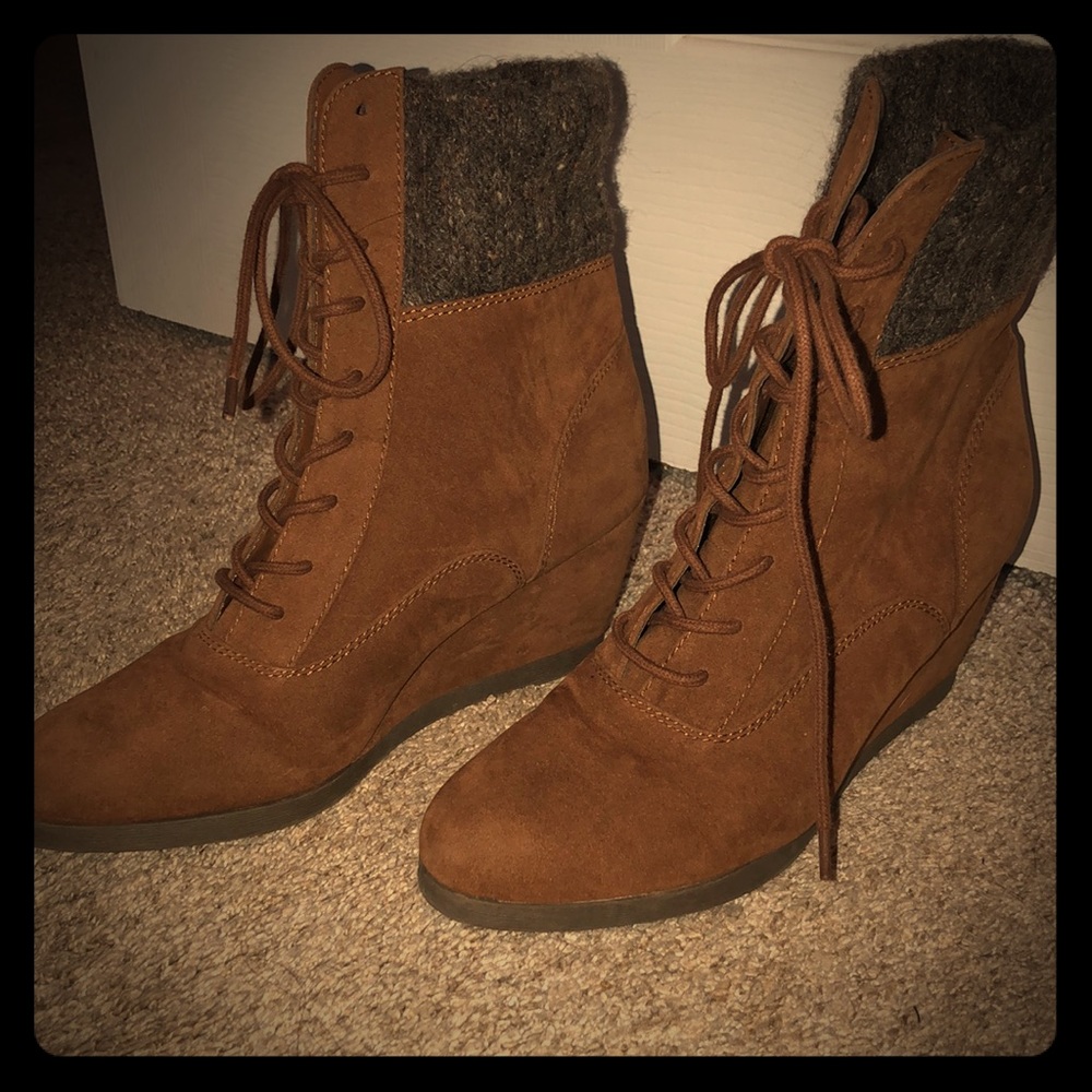 Madden Girl tie up ankle boots
